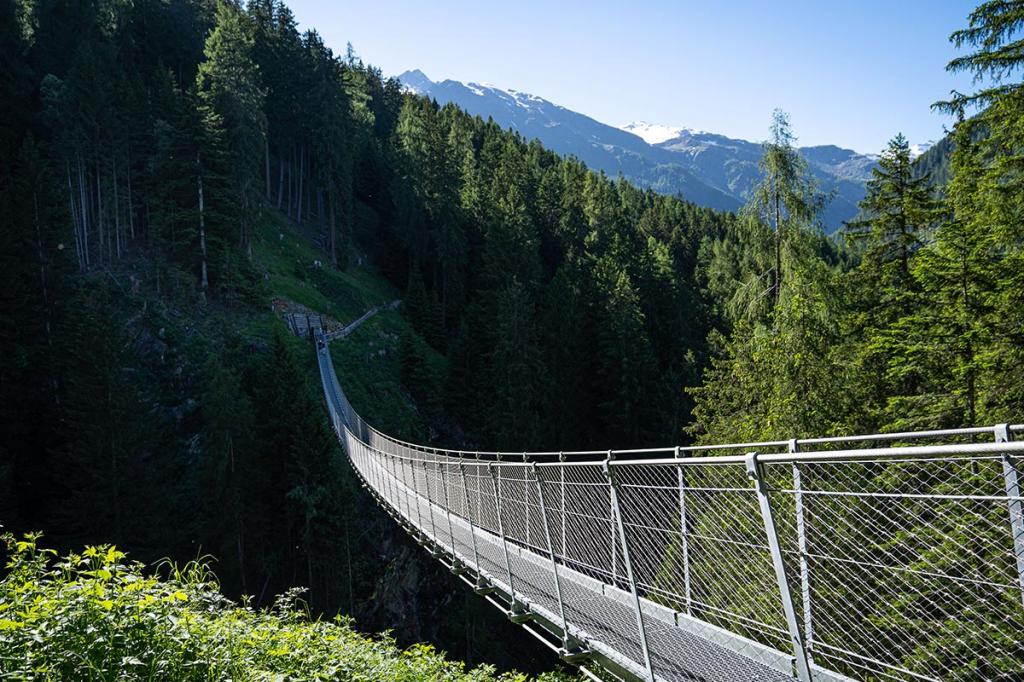 escursioni-val-di-rabbi parco-nazionale-stelvio terme-di-rabbi1